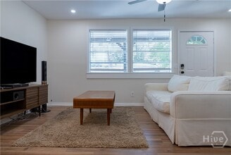 217 Wesley St in Savannah, GA - Building Photo - Building Photo