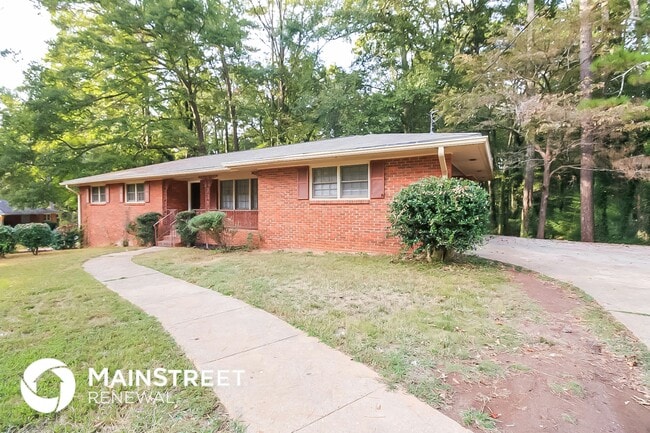 266 Tonawanda Dr SE in Atlanta, GA - Foto de edificio - Building Photo