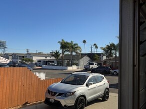 3728 Ingraham St in San Diego, CA - Foto de edificio - Building Photo