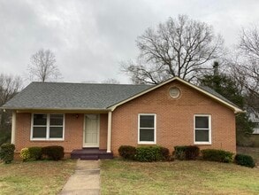 5200 Peppercorn St in Durham, NC - Building Photo - Building Photo