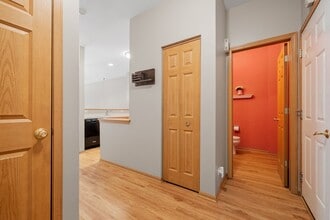 2442 Oneida Ln in Naperville, IL - Building Photo - Building Photo