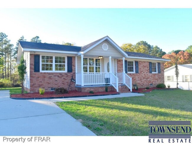 property at 658 Woodburn Dr