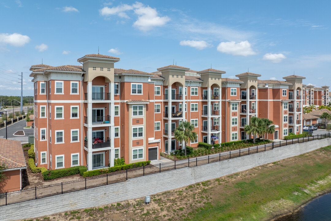 Preserve at ChampionsGate in Davenport, FL - Foto de edificio