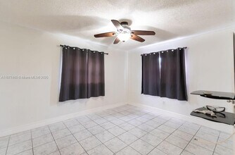 15345 SW 104th Ave in Miami, FL - Building Photo - Building Photo