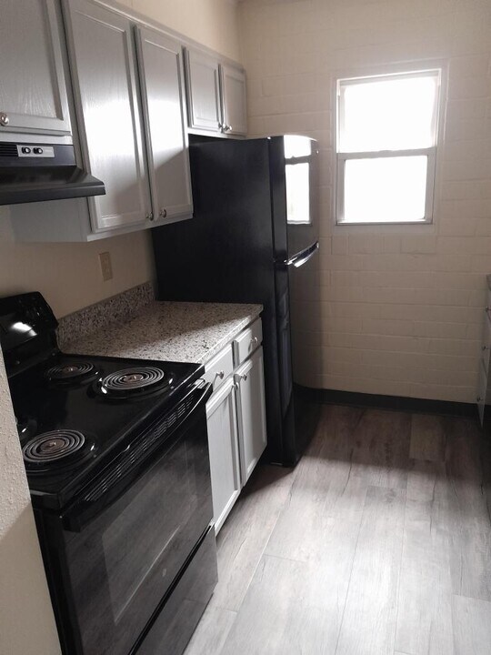 1409 Summit St in Pittsburgh, PA - Building Photo
