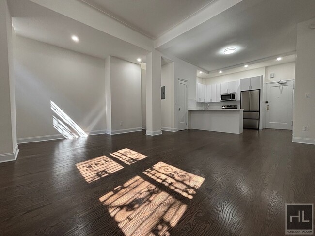 WEST 68 STREET, Unit 1E in New York, NY - Building Photo - Building Photo