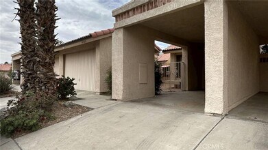 49409 Eisenhower Dr in Indio, CA - Building Photo - Building Photo