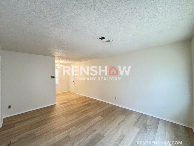 3576 Debby Dr in Memphis, TN - Building Photo - Building Photo