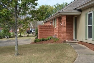 1952 Woodrun Dr in Montgomery, AL - Building Photo - Building Photo