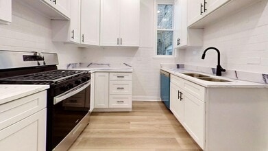 2613 N Halsted St in Chicago, IL - Building Photo - Building Photo