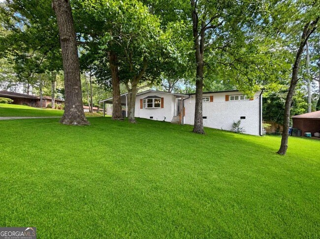 property at 203 Wendell Dr SE