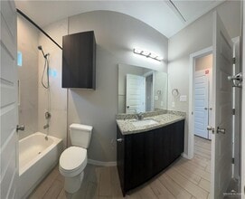 7 Mia S Ln in Edinburg, TX - Building Photo - Building Photo