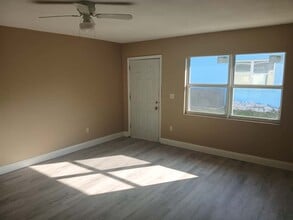 753 NE 9th St in Crystal River, FL - Foto de edificio - Building Photo