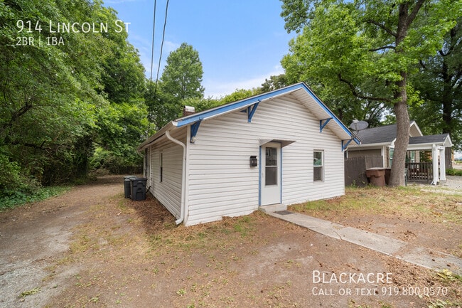 property at 914 Lincoln St