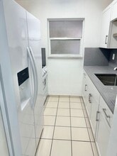 4655 Palm Ave in Hialeah, FL - Building Photo - Building Photo