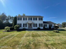 14 Mallard Dr in Rexford, NY - Building Photo