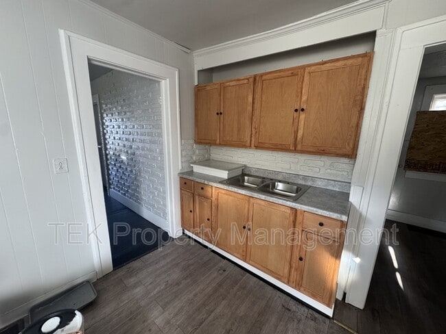 210 Dewey Ave in Rochester, NY - Building Photo - Building Photo