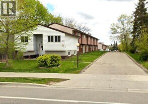 397 Stirling Ave S in Kitchener, ON - Building Photo