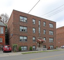 74 Stinson St in Hamilton, ON - Building Photo