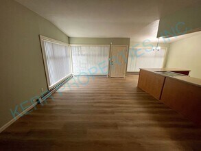 3824 SE 51st Ave in Portland, OR - Building Photo - Building Photo