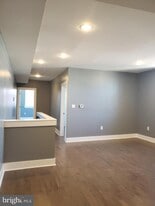 2001 S 17th St in Philadelphia, PA - Building Photo