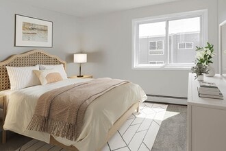 ReNew Minnehaha in Minneapolis, MN - Foto de edificio - Building Photo