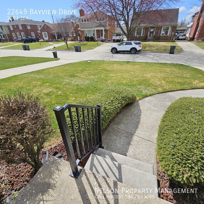 22649 Bayview Dr in St. Clair Shores, MI - Building Photo - Building Photo