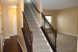 2220 McGregor Ct in Avon, IN - Building Photo - Building Photo