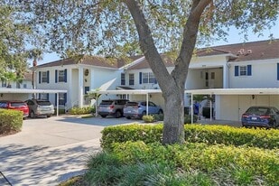 809 Montrose Dr in Venice, FL - Building Photo