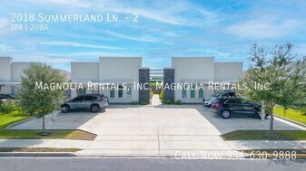2018 Summerland Ln, Unit 2 in Edinburg, TX - Building Photo