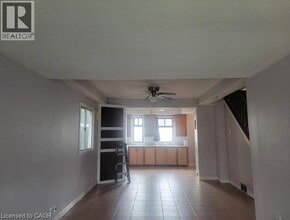 20 Francis St in Hamilton, ON - Building Photo - Building Photo