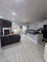 4106 Dahlgreen Way in Decatur, GA - Building Photo