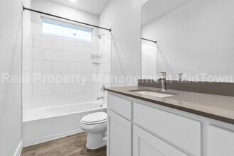 1141 Southwark Dr in Justin, TX - Building Photo - Building Photo