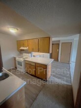 1530 Warren St in Mankato, MN - Building Photo - Building Photo