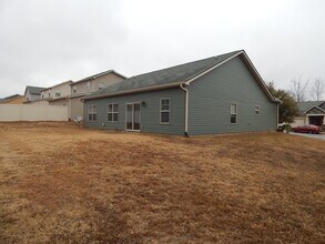305 Sliding Rock Dr in Pendleton, SC - Building Photo - Building Photo
