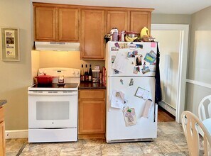 46 Faneuil St in Windsor, CT - Building Photo - Building Photo