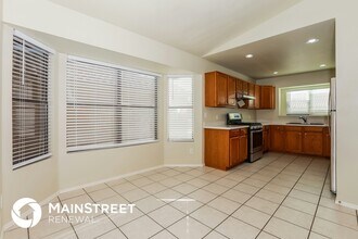 4544 E Garnet Ave in Mesa, AZ - Building Photo - Building Photo