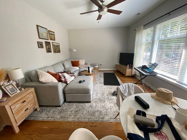 650 W Arlington Pl in Chicago, IL - Building Photo - Building Photo