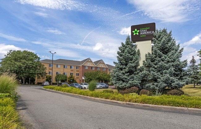 Furnished Studio-Fishkill - Route 9