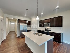 7212 Garrett Ct in Charlotte, NC - Building Photo - Building Photo