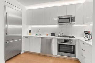 685 1st Ave, Unit SI ID1508171P in New York, NY - Building Photo