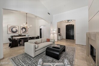 10040 N 78th Pl in Scottsdale, AZ - Building Photo - Building Photo