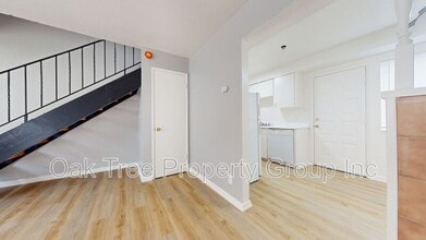 625 F St in Petaluma, CA - Building Photo - Building Photo