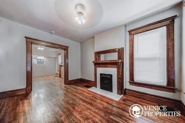 2176 Summit St in Columbus, OH - Building Photo - Building Photo