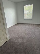 6100 Stevenson Dr in Orlando, FL - Building Photo - Building Photo