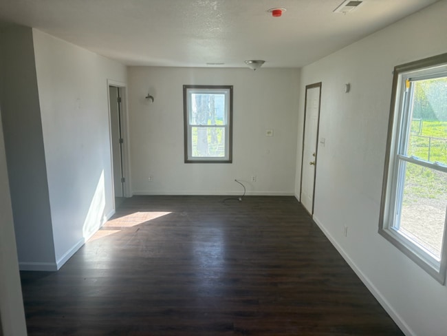 302 St John Dr in Sauget, IL - Building Photo - Building Photo