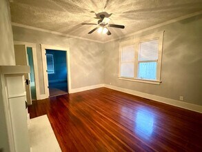 333 Division Ave in Jackson, TN - Foto de edificio - Building Photo