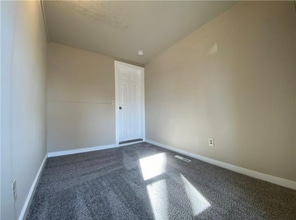 3440 Easton Blvd in Des Moines, IA - Foto de edificio - Building Photo