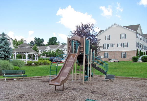 Warren Heights in Phillipsburg, NJ - Building Photo - Building Photo