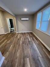 1031 Elm St in Bowling Green, KY - Foto de edificio - Building Photo